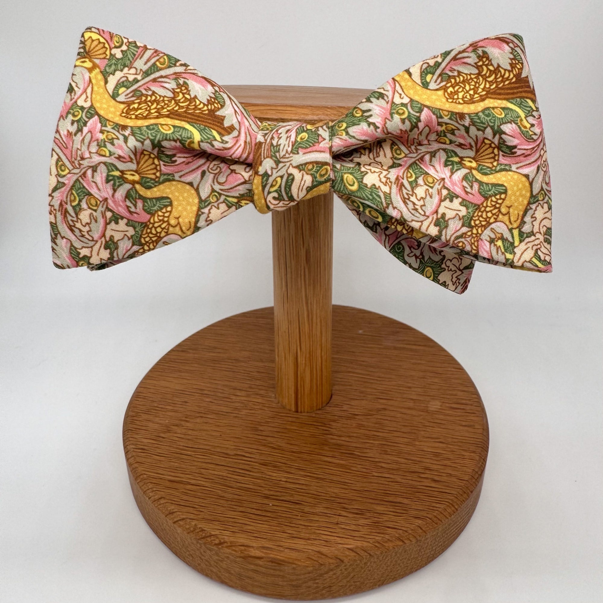 Liberty of London Bow Tie in Vintage Peacock Garden