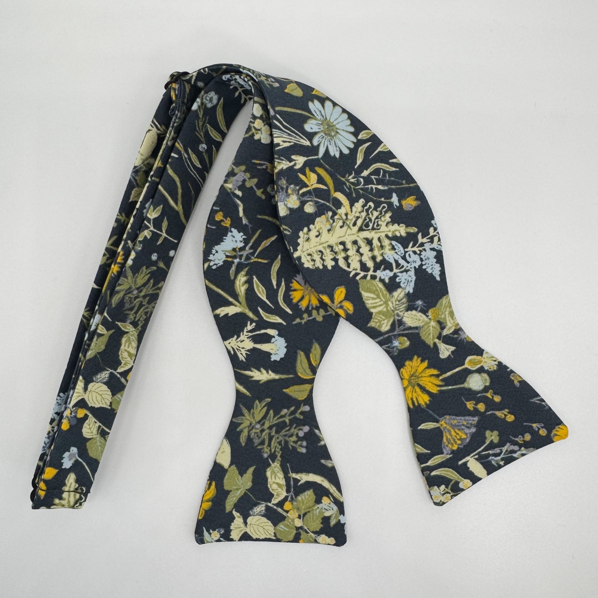 Boho Bloom Bow Tie in Navy Wildflowers