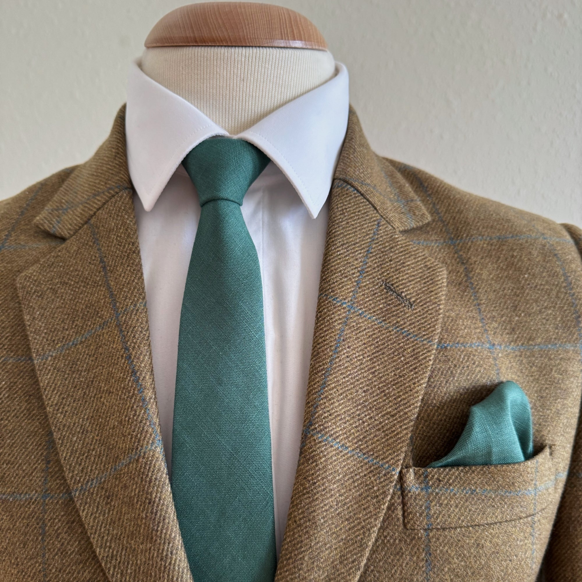Forest Green Tie in Irish Linen
