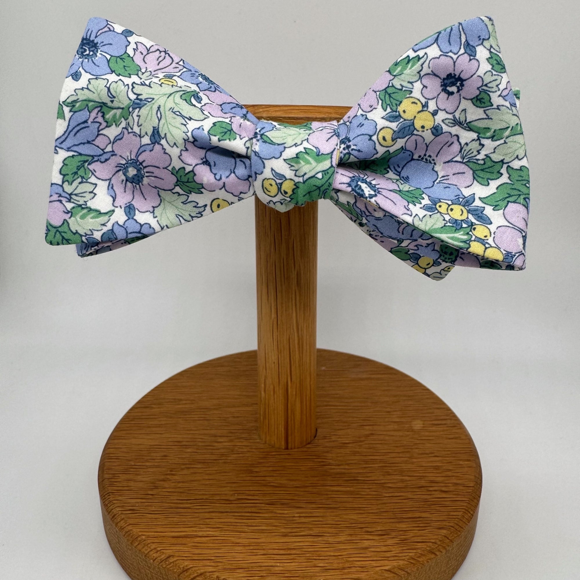 Liberty of London Bow Tie in Dusty Lilac Floral