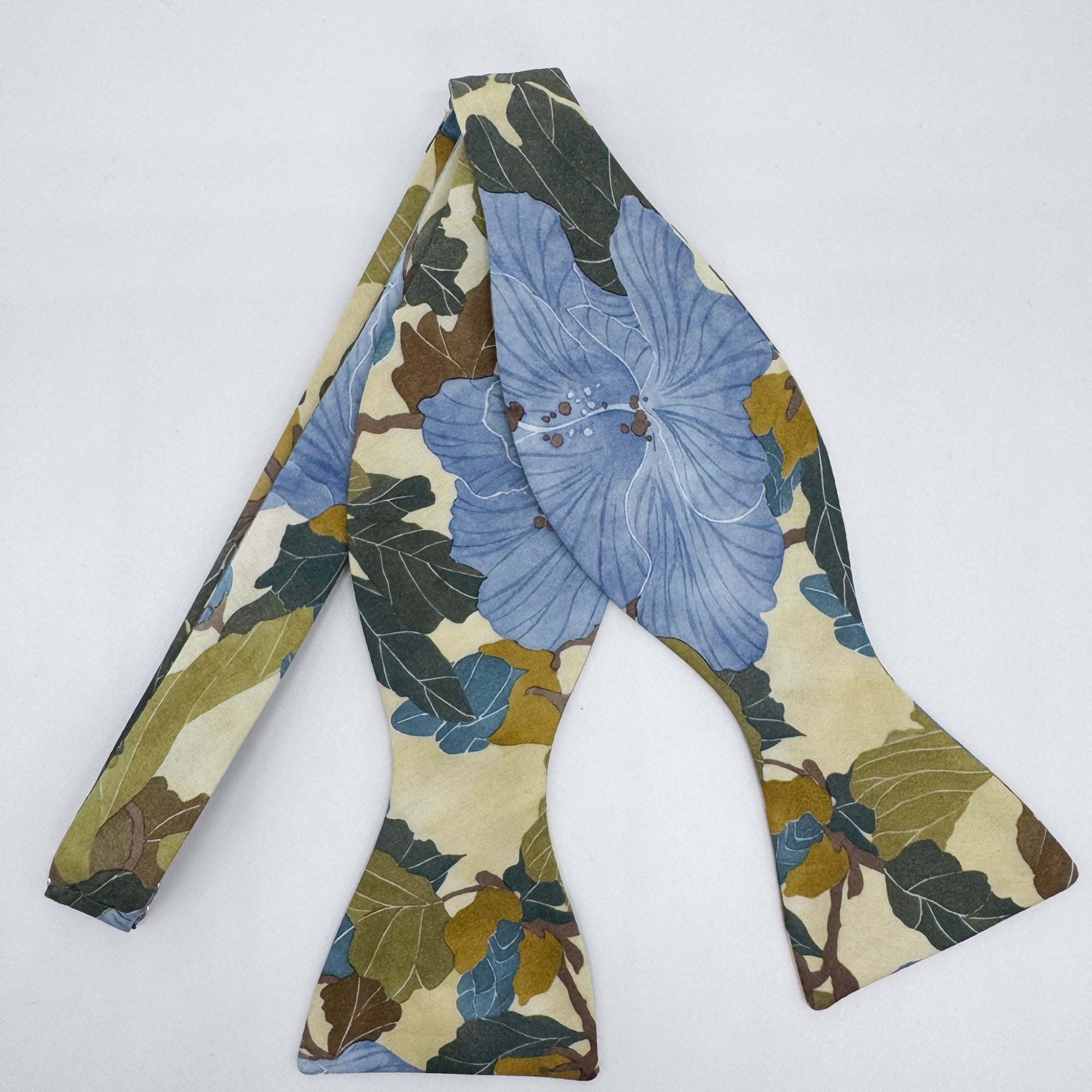 Liberty of London Bow Tie in Powder Blue & Eucalyptus Floral