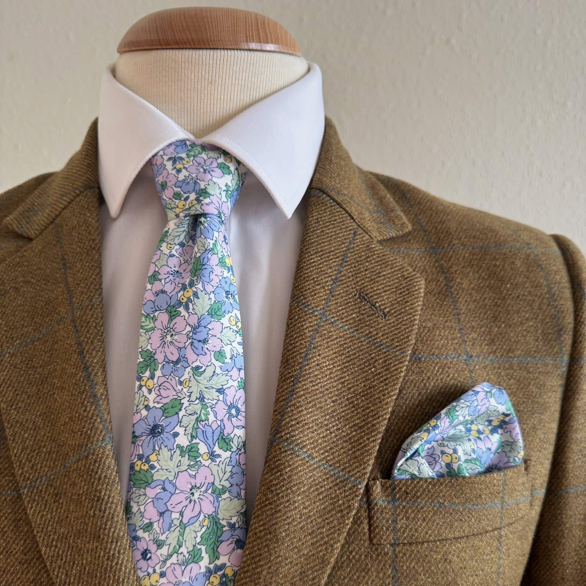 Liberty of London Tie in Dusty Lilac Floral