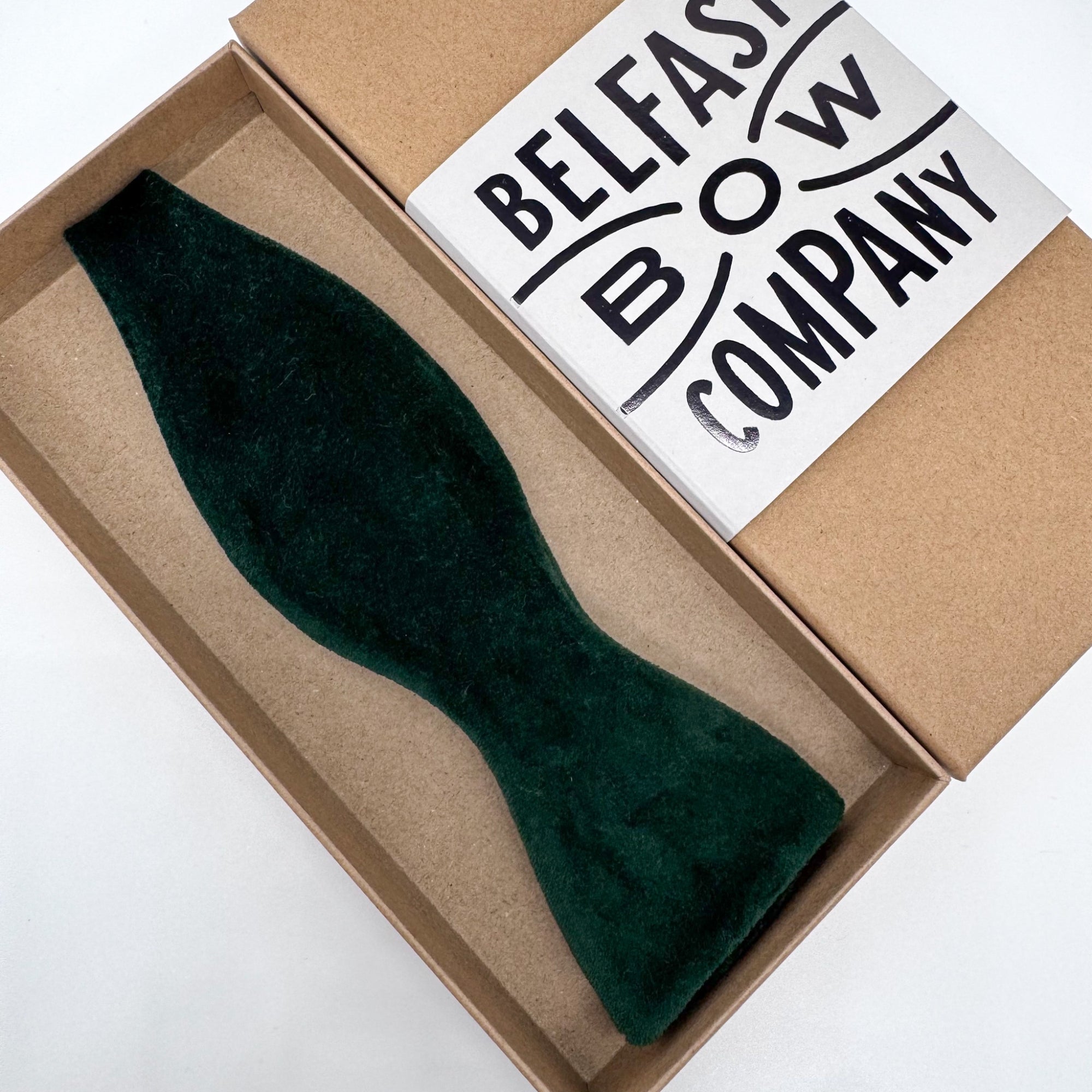 Self-Tie Bow Tie in Bottle Green Velvet