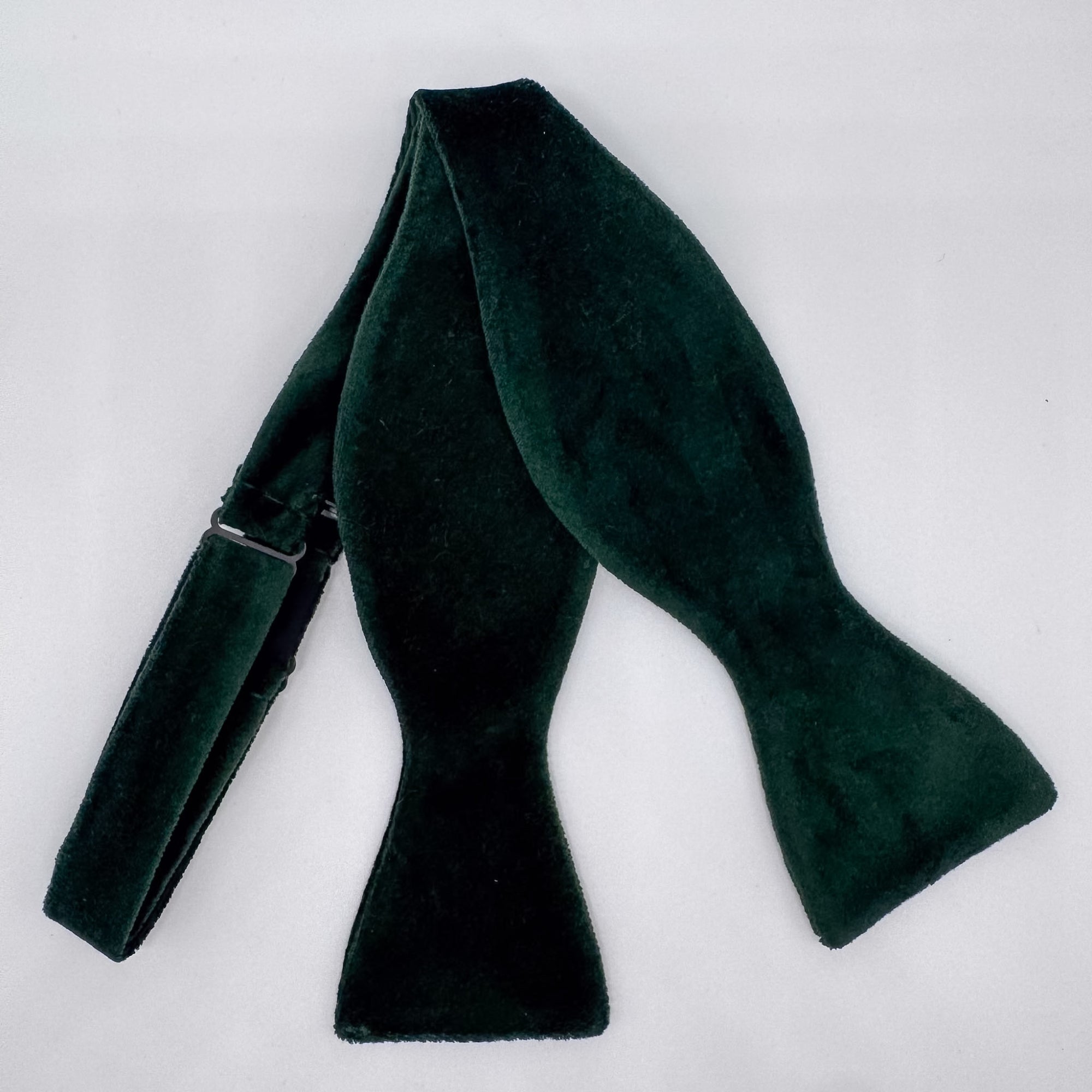Green Bow Tie in Velvet