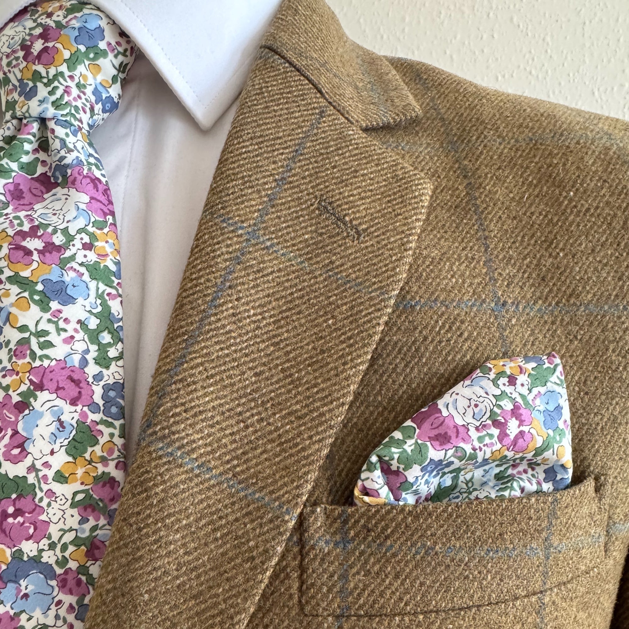 Liberty of London Tie in Cottage Garden Floral