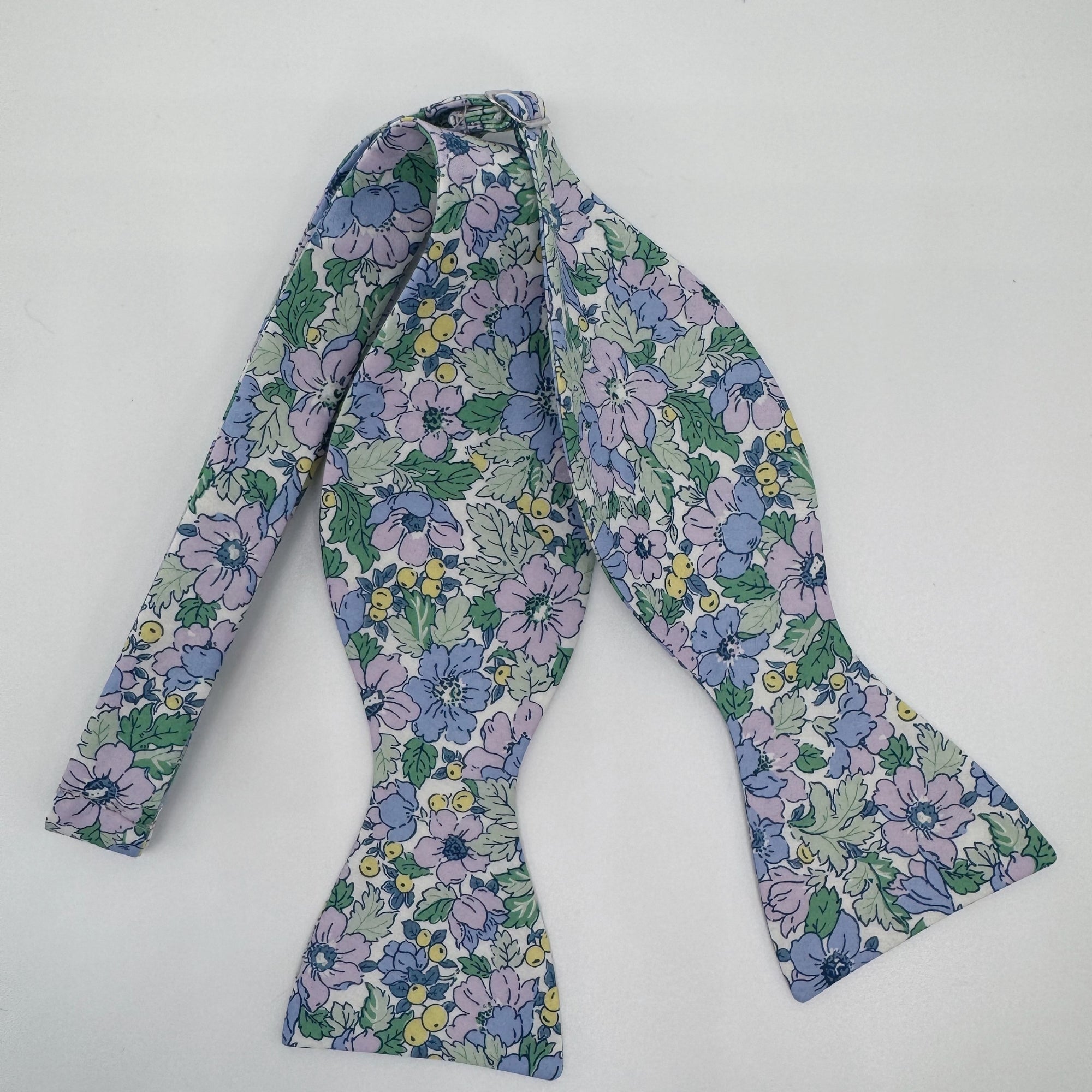 Liberty of London Bow Tie in Dusty Lilac Floral