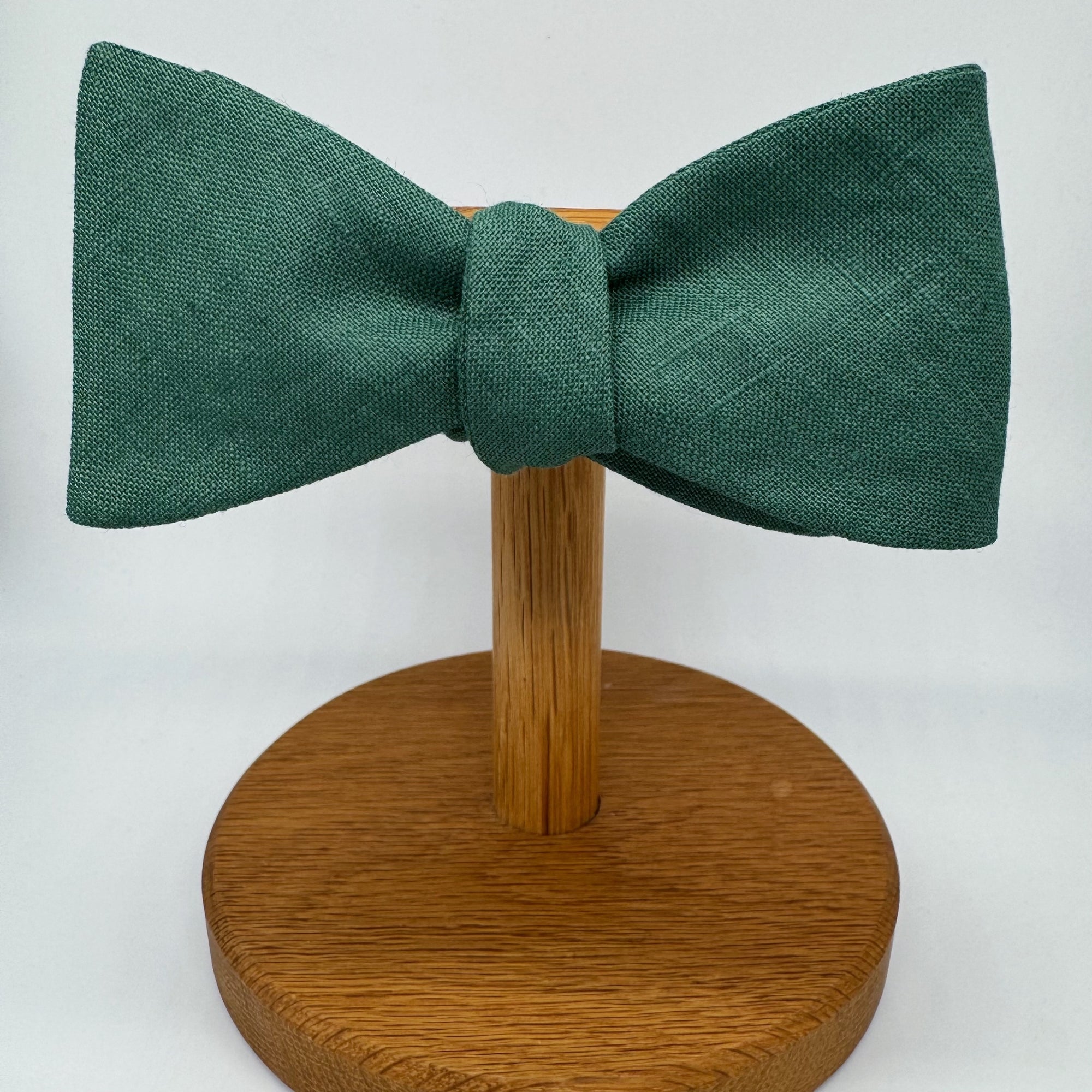 Forest Green Bow Tie in Irish Linen