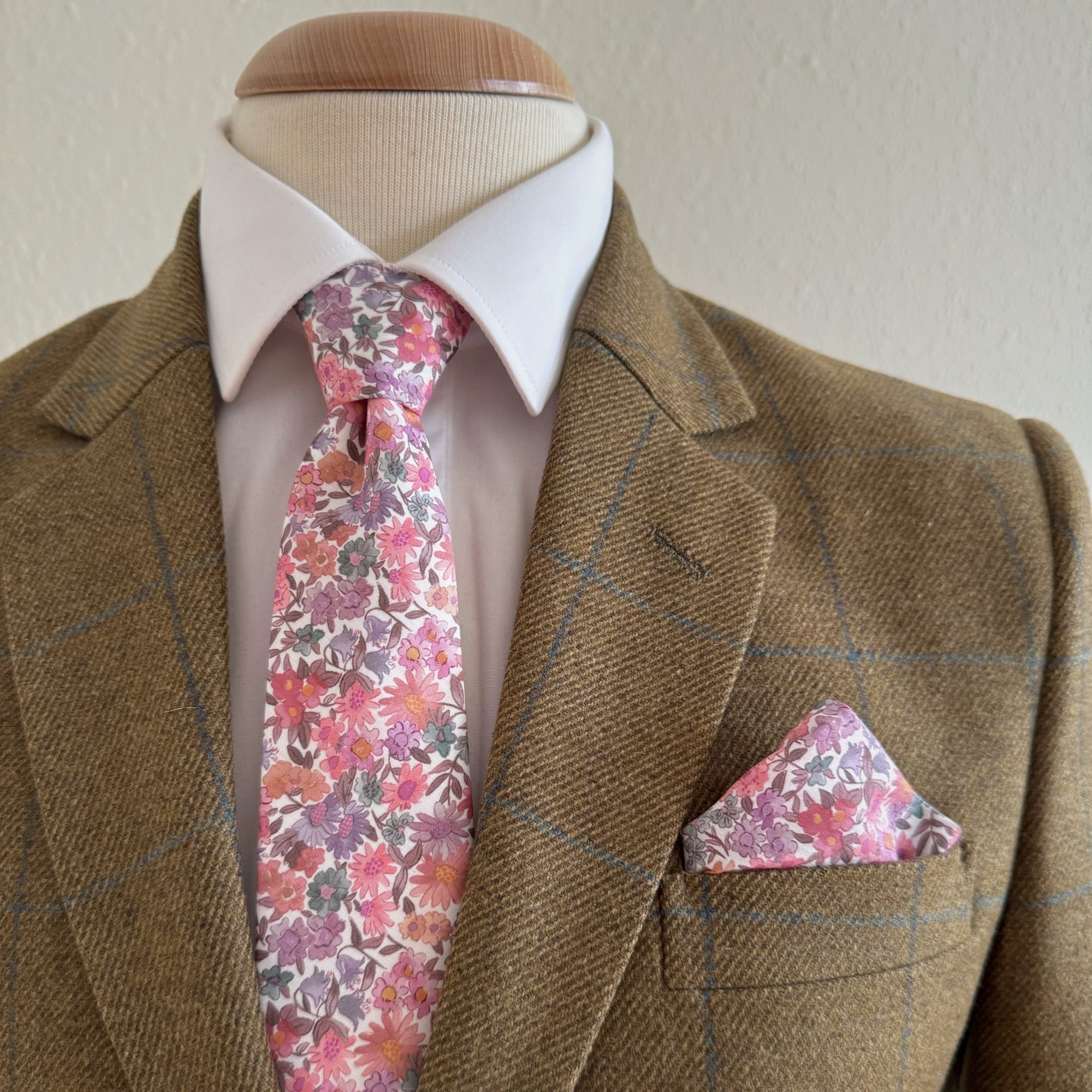 Liberty of London Tie in Meadow Blooms