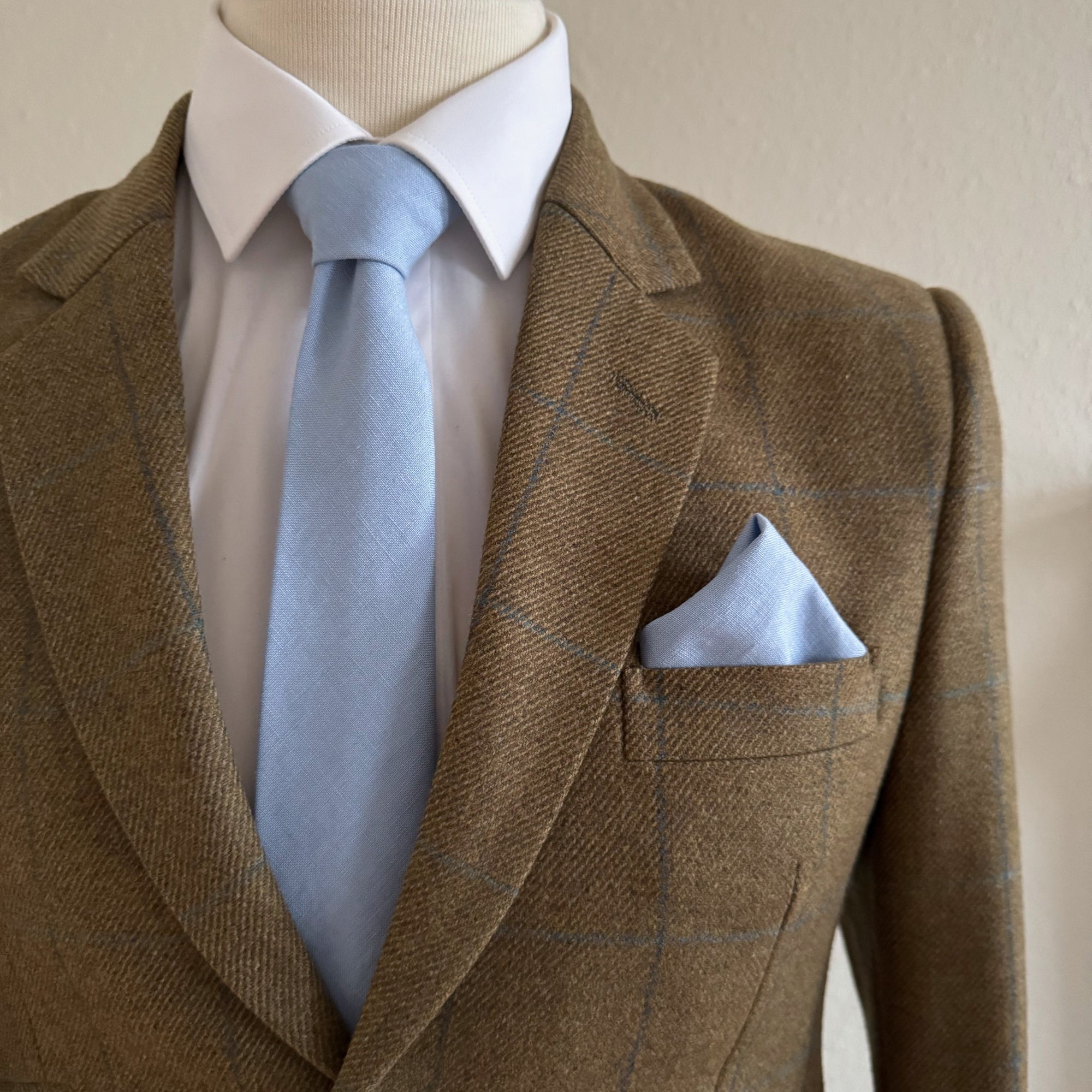 Pale Blue Tie in Irish Linen handmade by the Belfast Bow Company