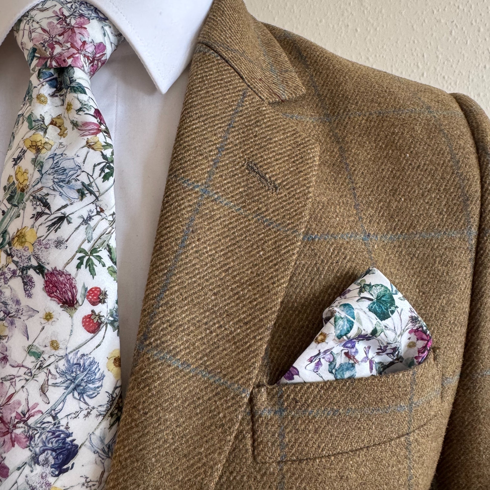 Liberty of London Tie in Wildflowers