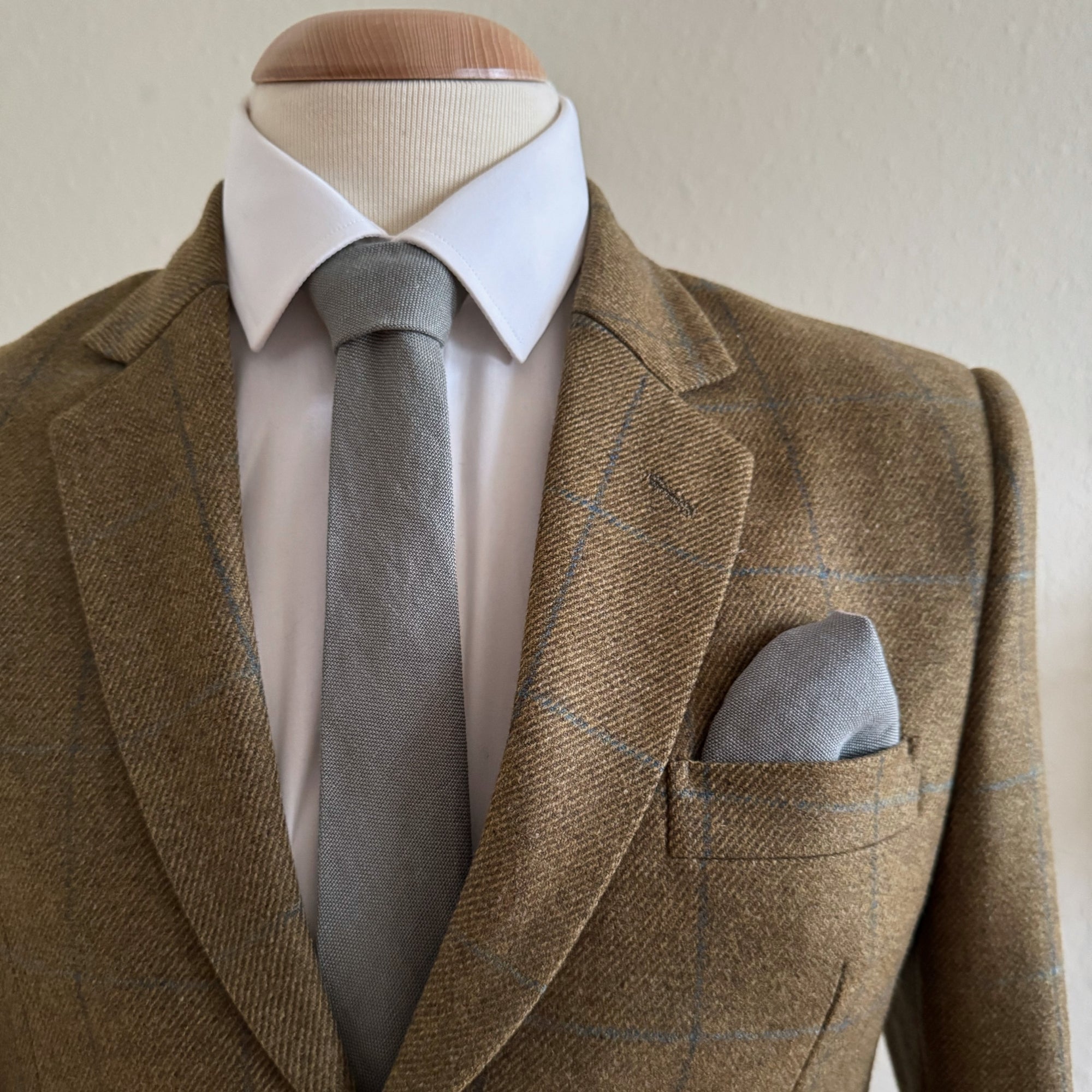 Dark Sage Green Tie in Irish Linen handmade by the Belfast Bow Company