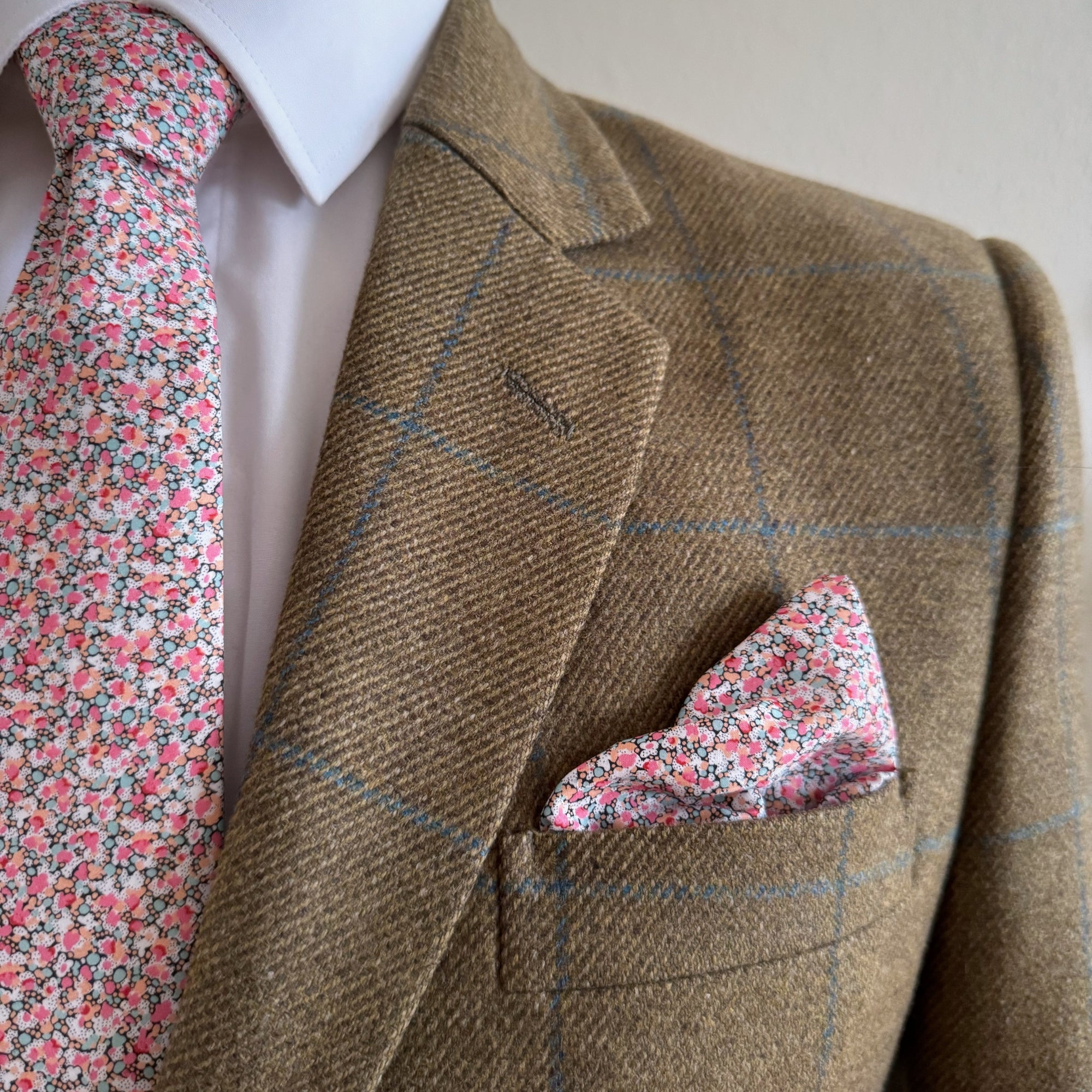 Liberty of London Tie in Pink Ditsy