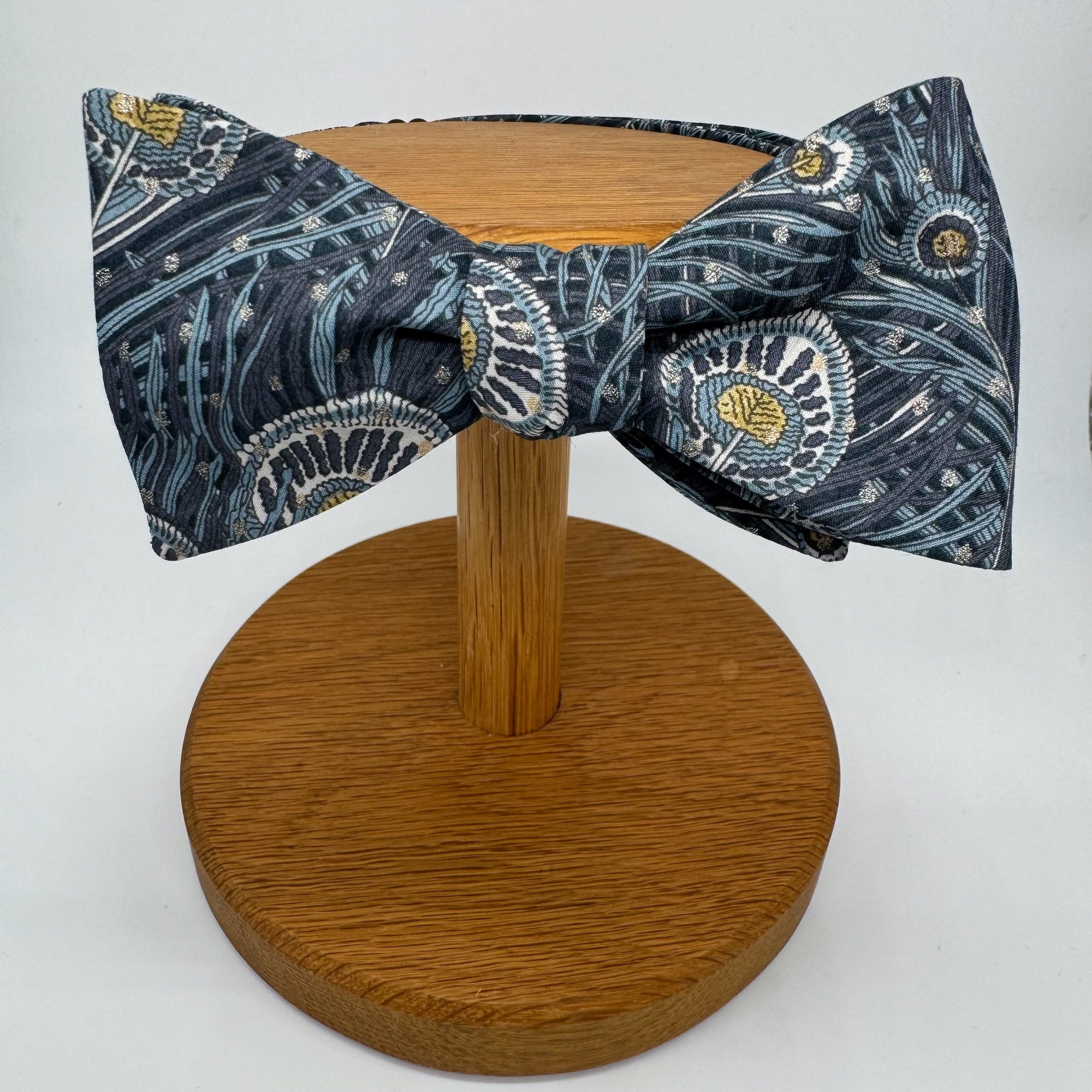 Liberty of London Bow Tie in Navy Peacock Feathers