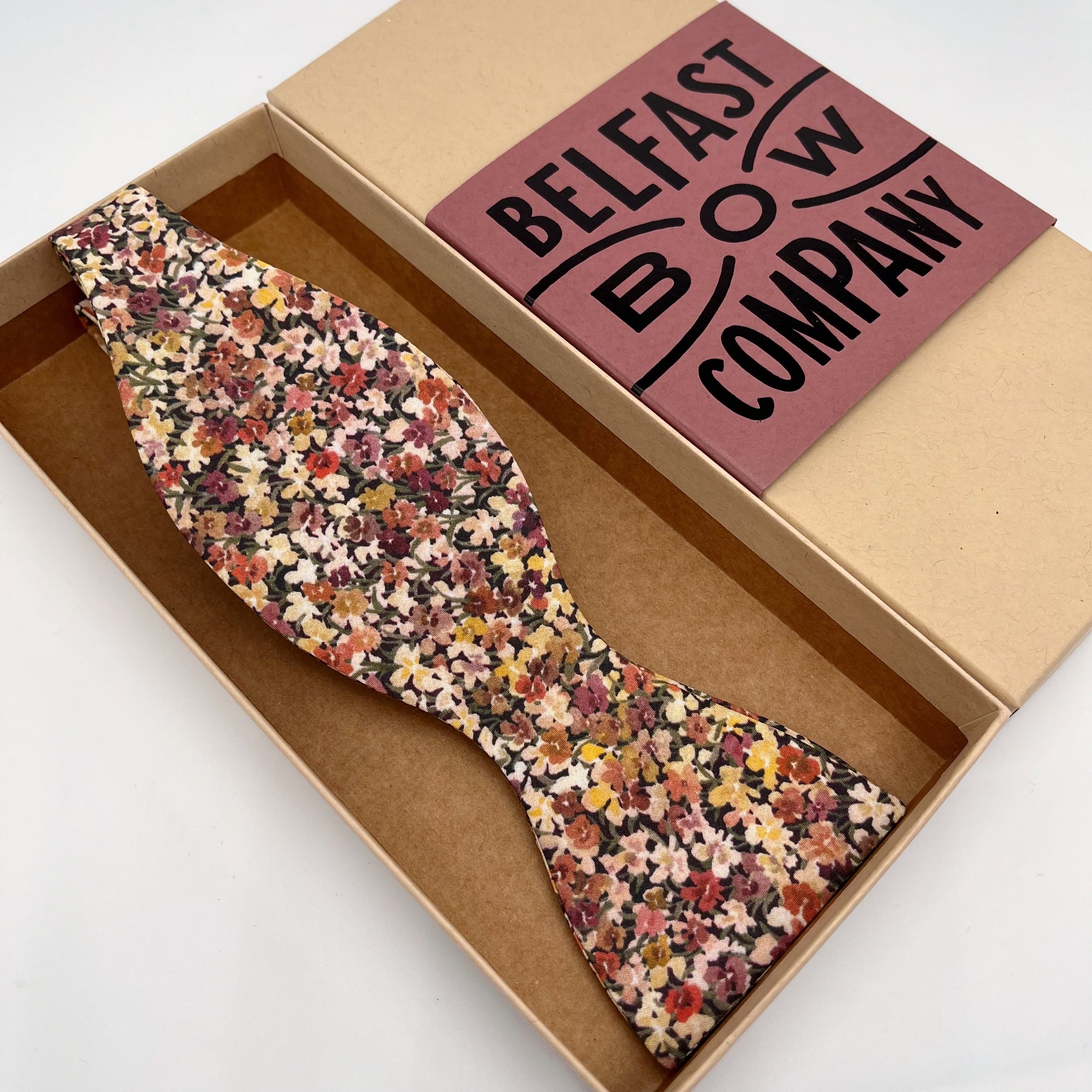 Liberty of London Bow Tie in Vintage Floral
