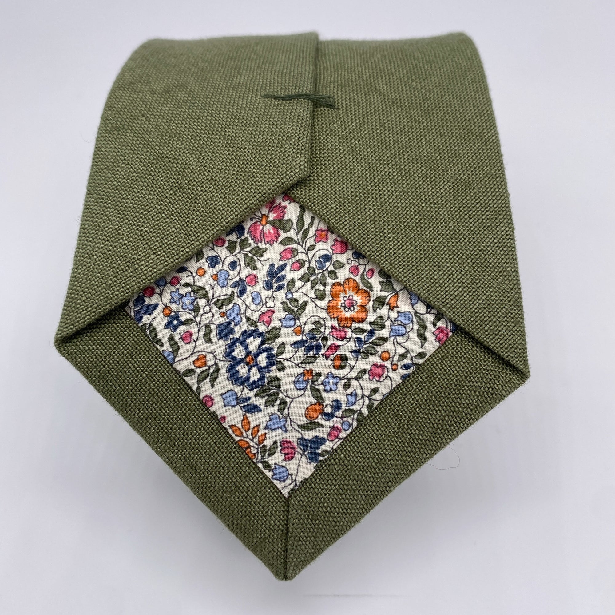 Olive Green Tie in Irish Linen