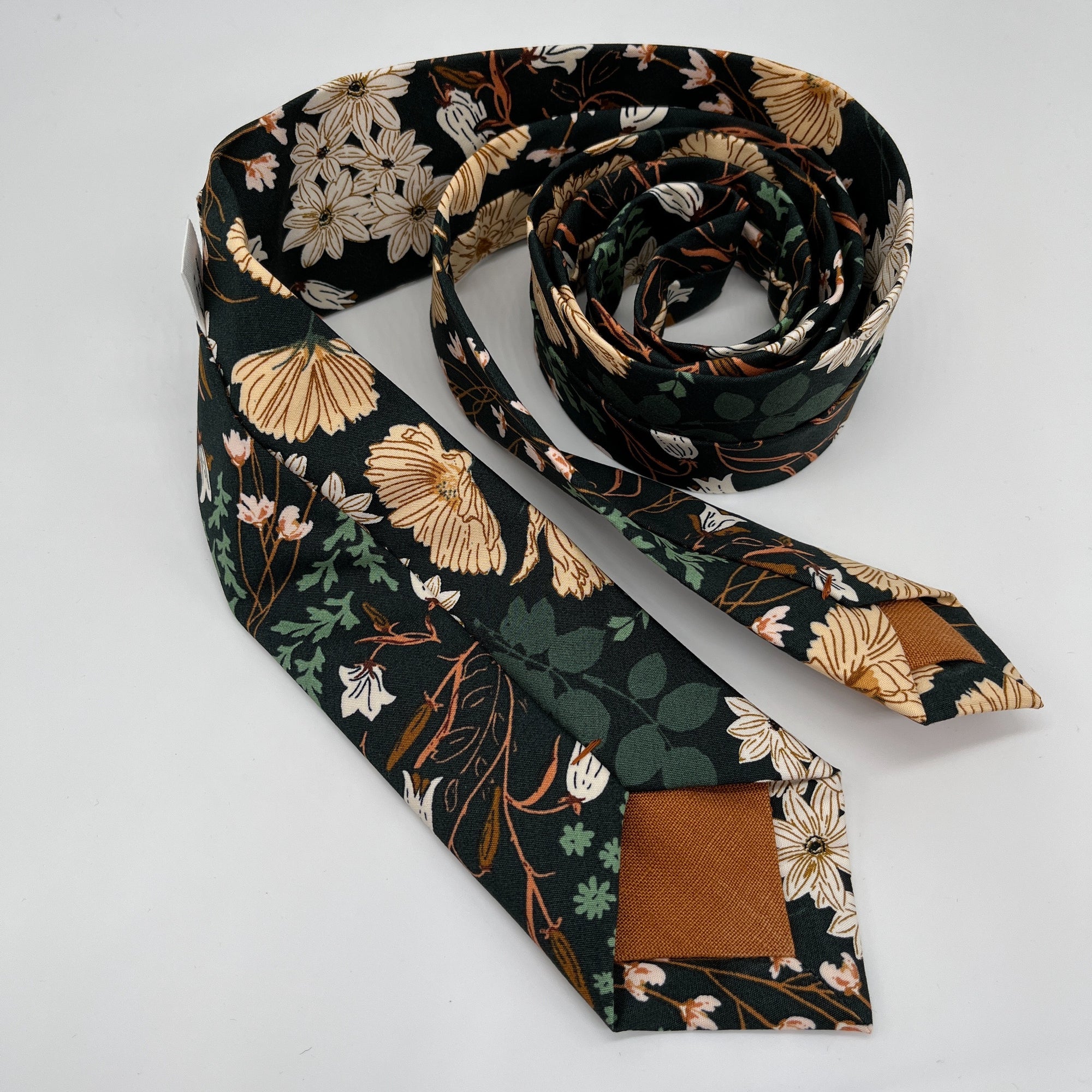 Boho Blooms Tie in Deep Green Autumn Garden