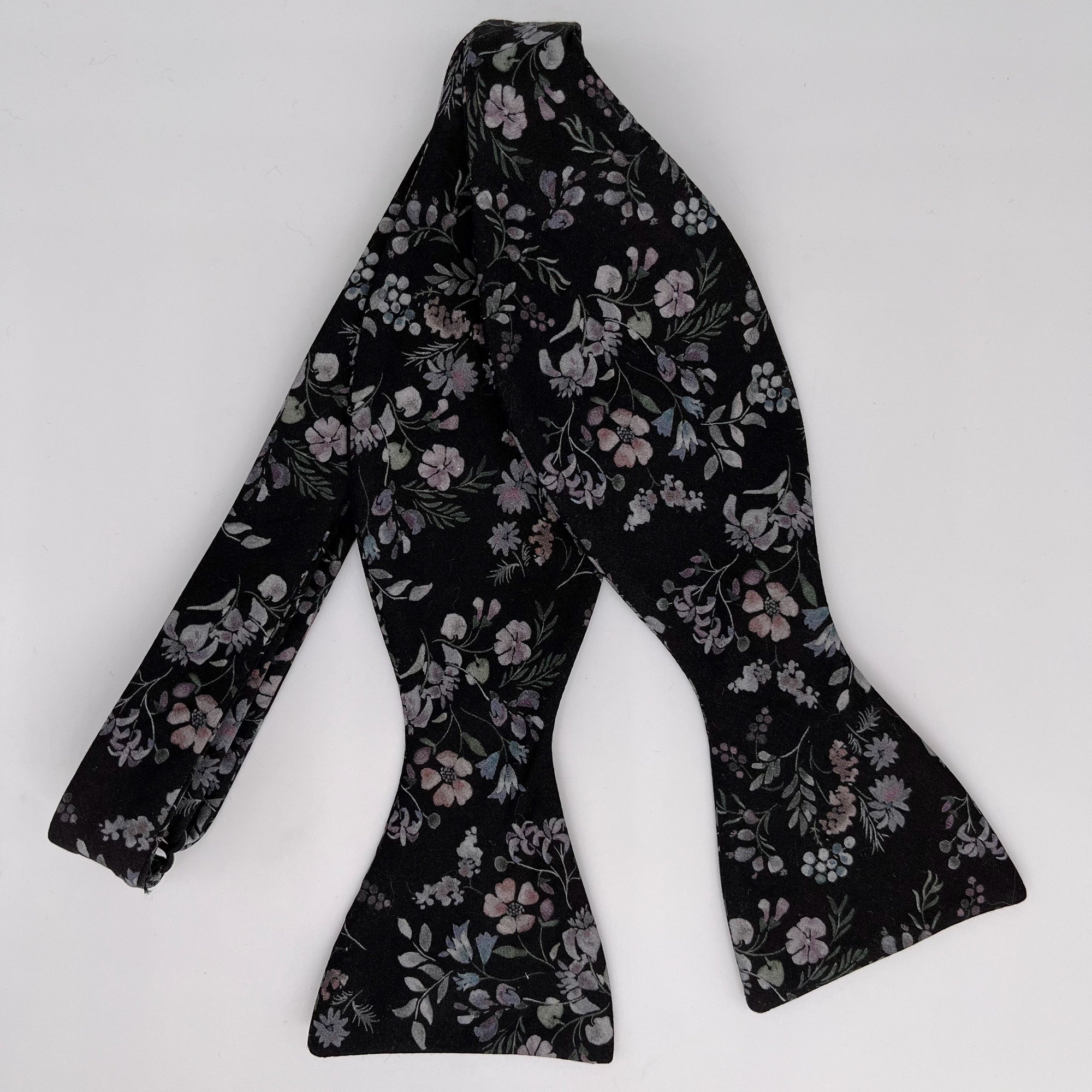 Liberty of London Bow Tie in Black, Mauve & Grey Floral