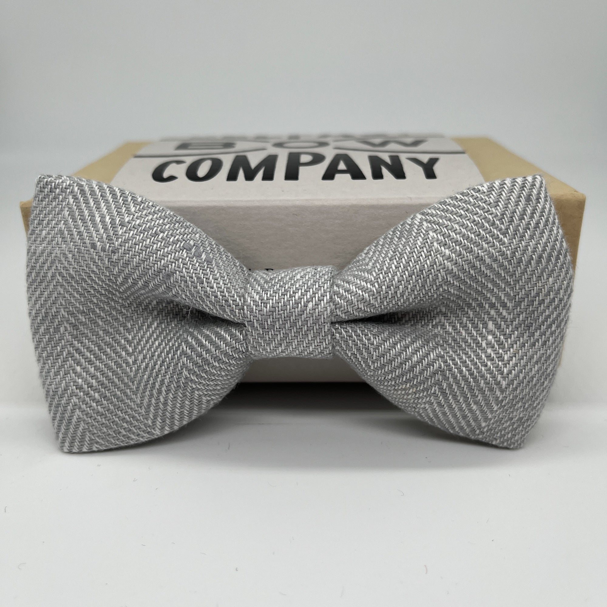Grey Herringbone Bow Tie in Irish Linen