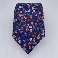 Liberty of London Nacktie in Navy Floral by the Belfast Bow Company