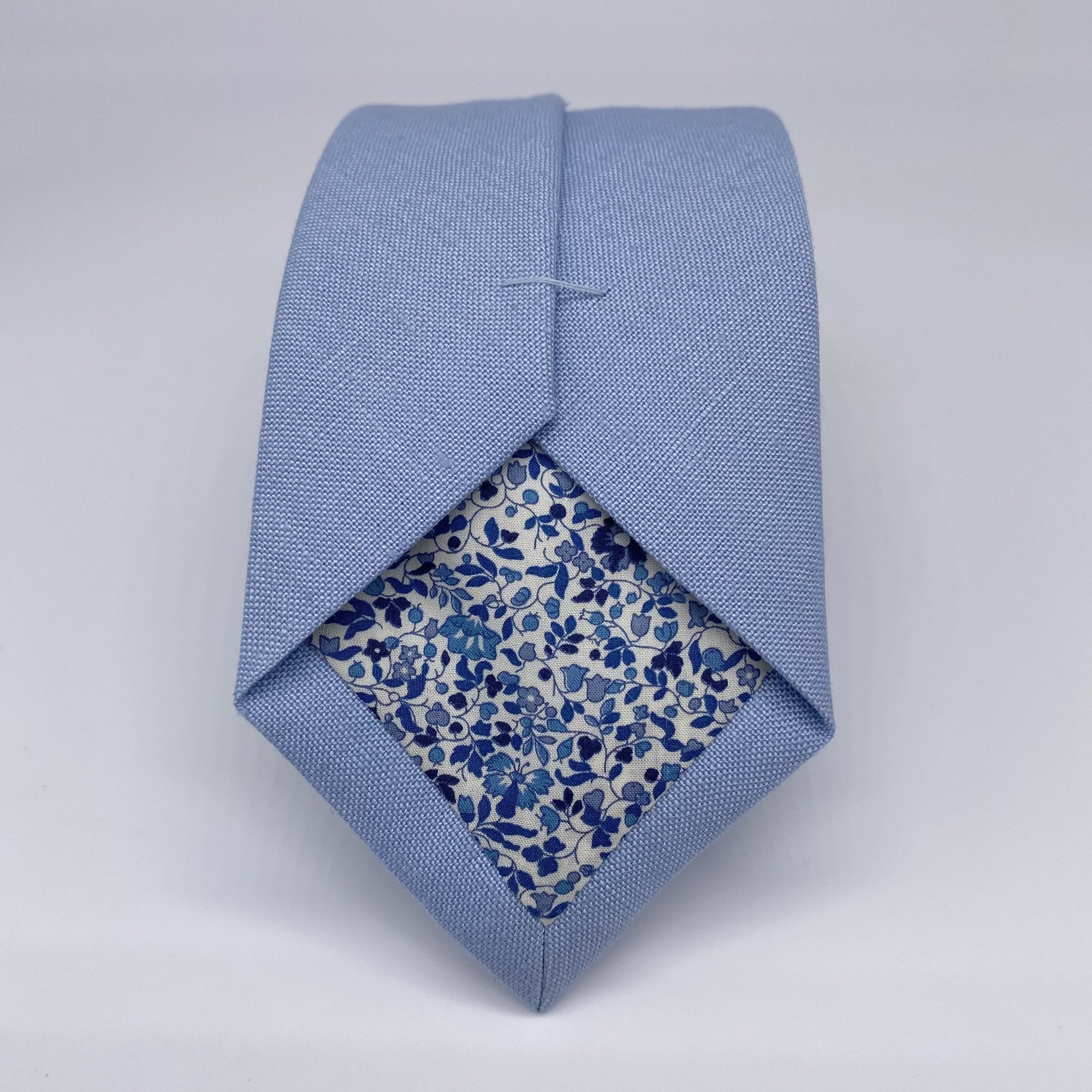 Light Blue Tie in Irish Linen