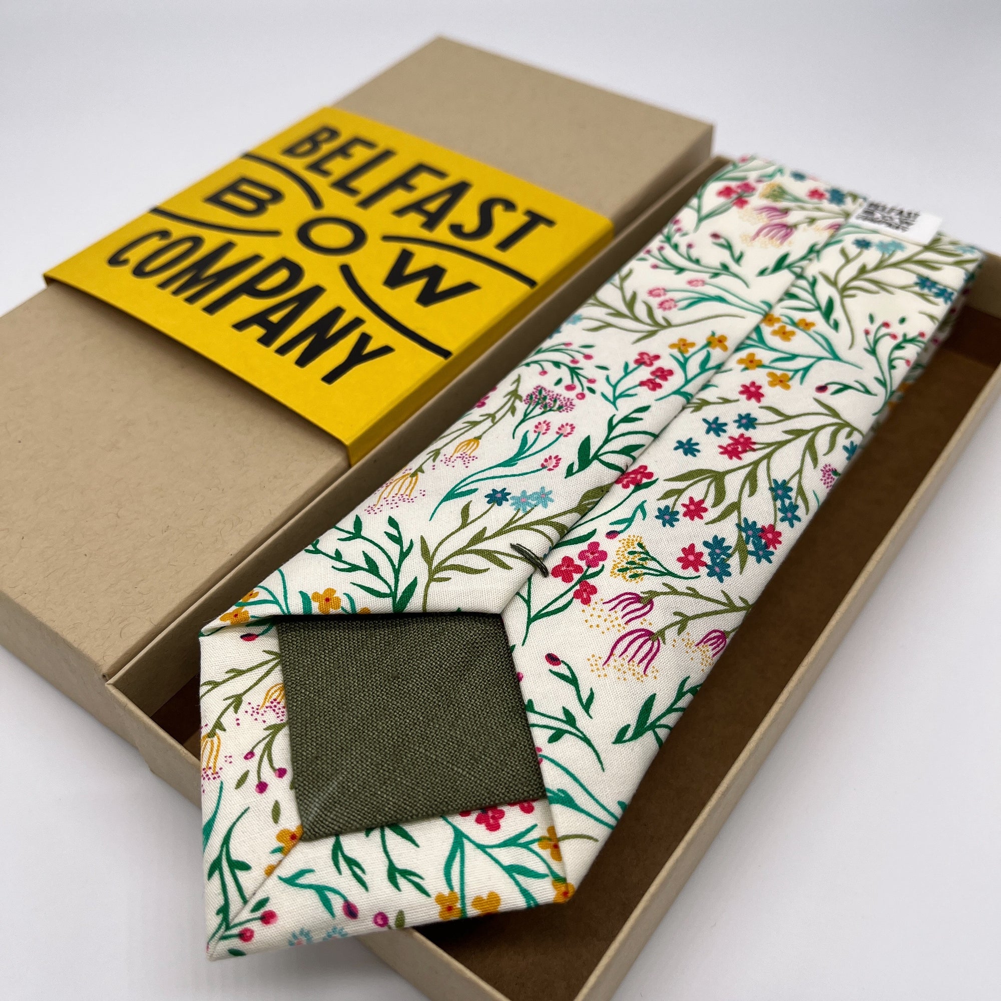 Boho Blooms Tie in Windswept Meadow