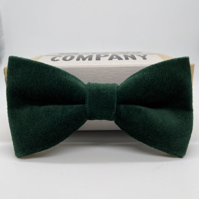 Velvet Bow Tie in Green by the Belfast Bow Company